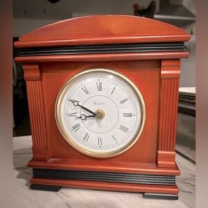 Bulova Quartz Chime Clock